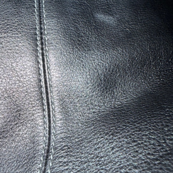 Coach Black Leather Shoulder Bag with Coach charm - Picture 12 of 12